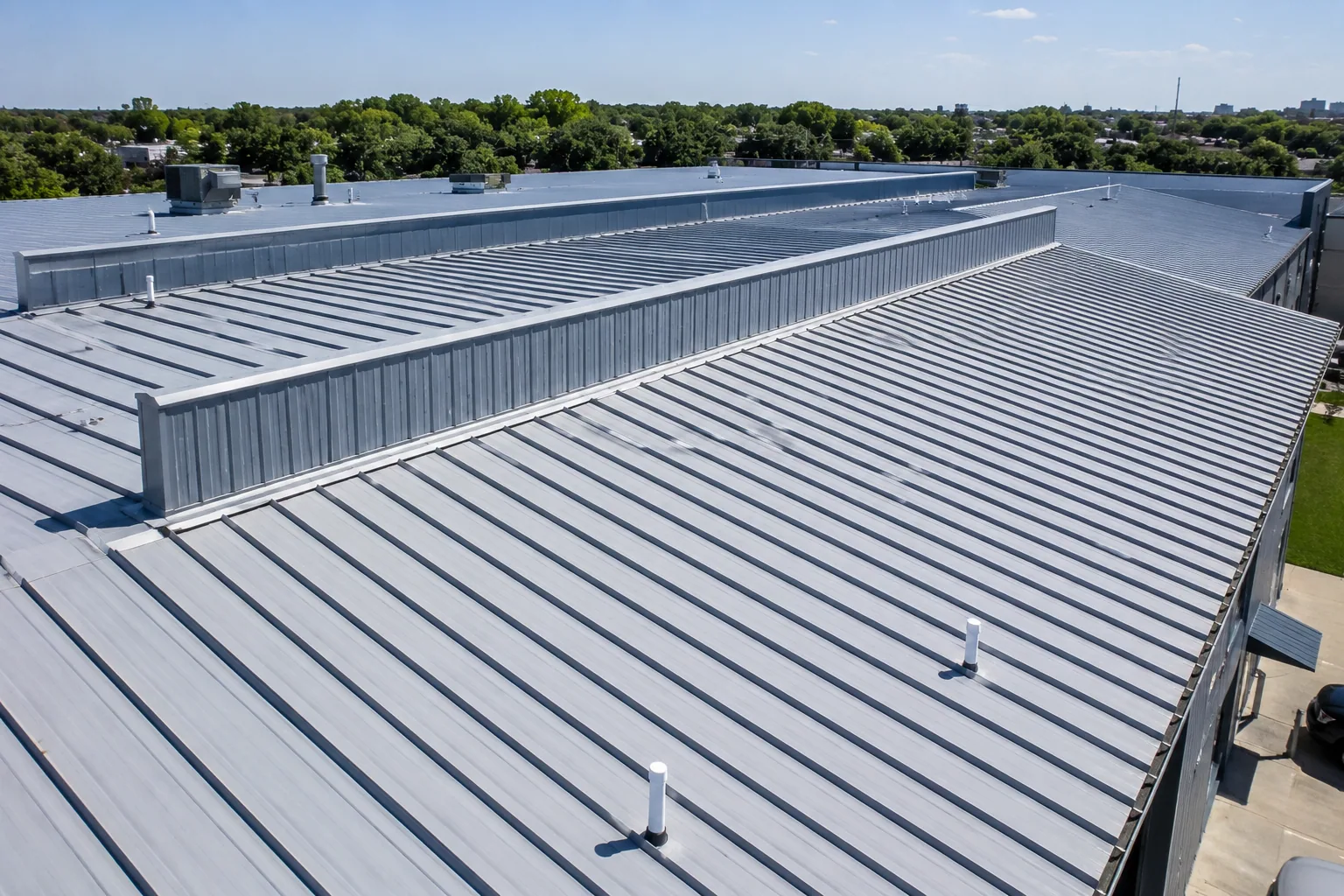 Standing Seam Commercial Metal Roofing in Carlsbad, CA